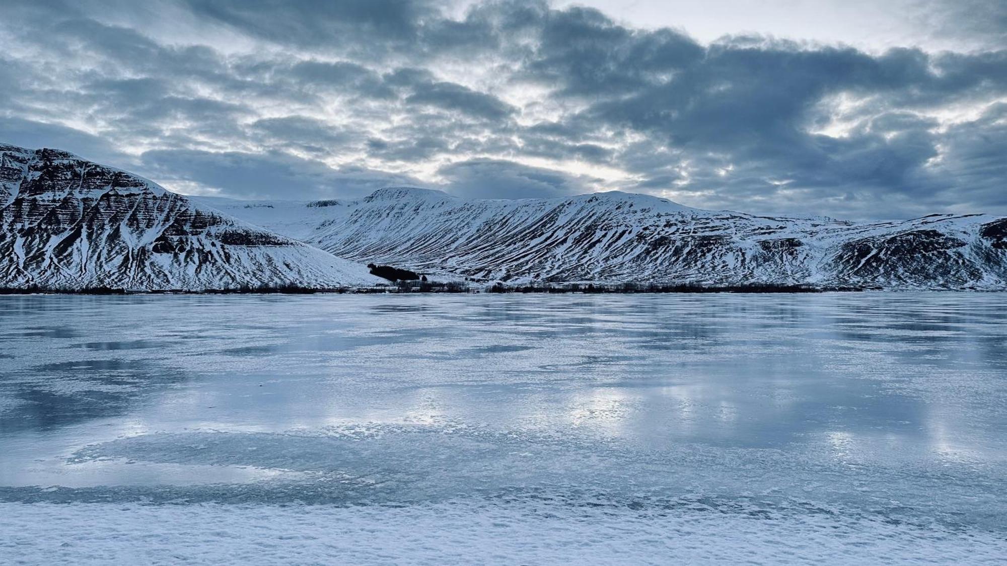 Cosy Lakeview Cabin 45 Minutes From Reykjavik Mosfellsbaer Exterior photo